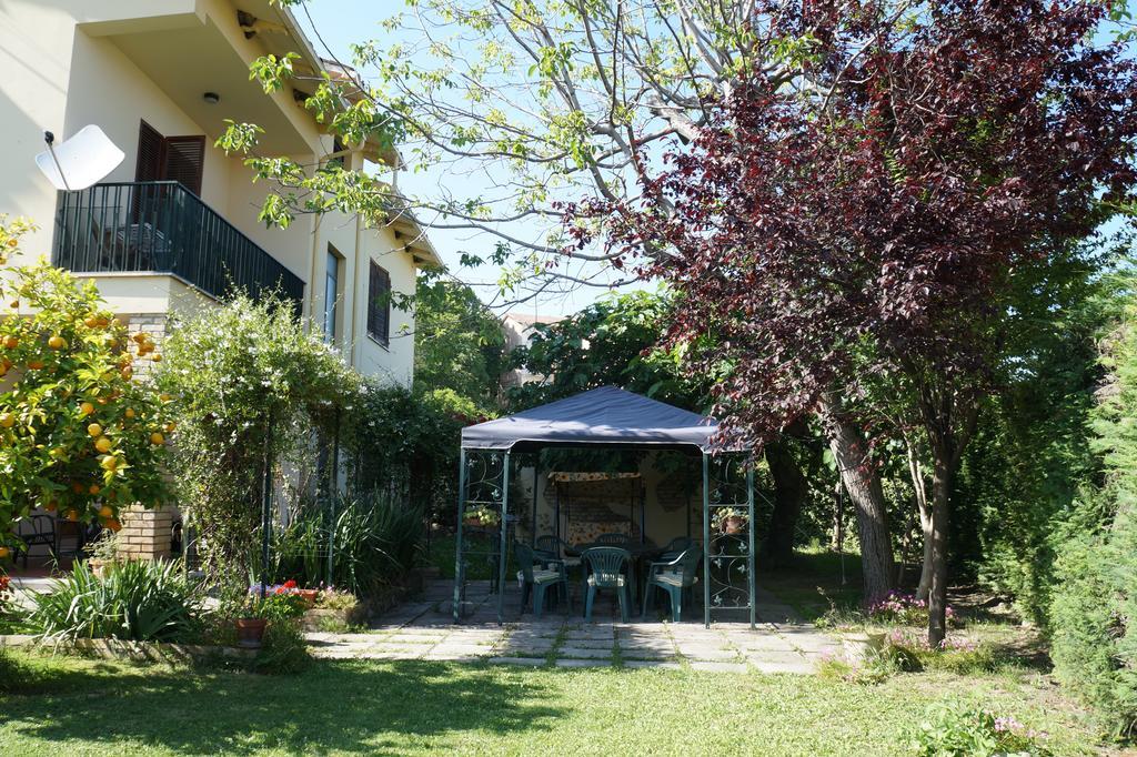 펜네 Il Giardino B&B 외부 사진